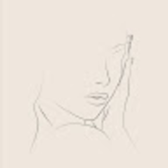 Meet your Posher, Lindsey - Picture 1 of 1